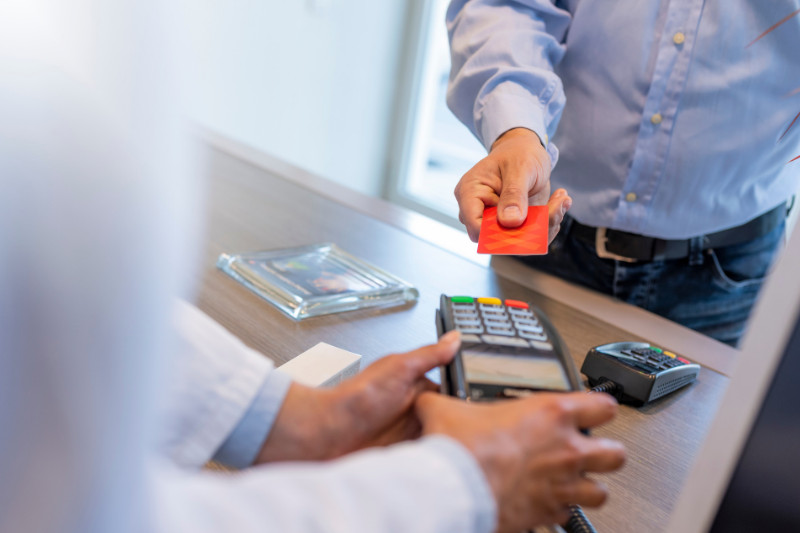 עלות החזקת מסוף - כמה עולה להחזיק מסוף סליקת אשראי ומה צריך לדעת לפני שמתחילים